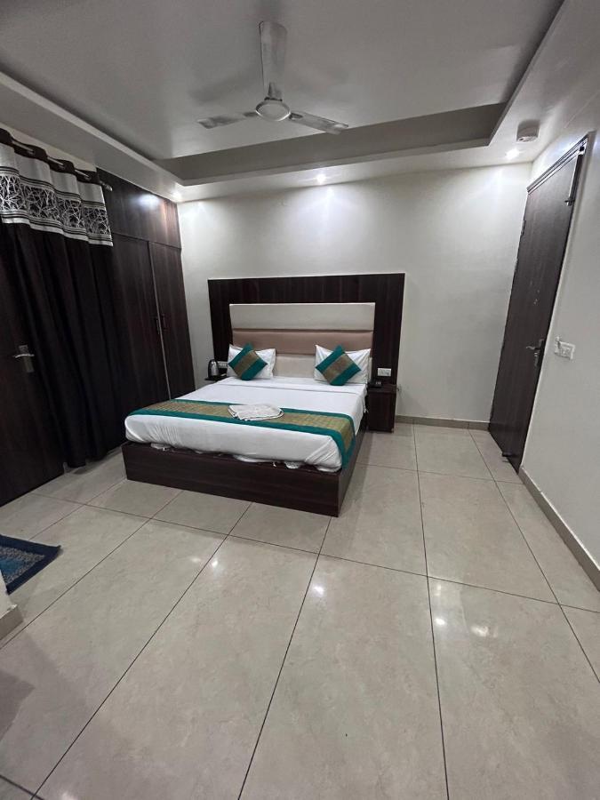Hotel Square Plaza At Airport New Delhi Ngoại thất bức ảnh